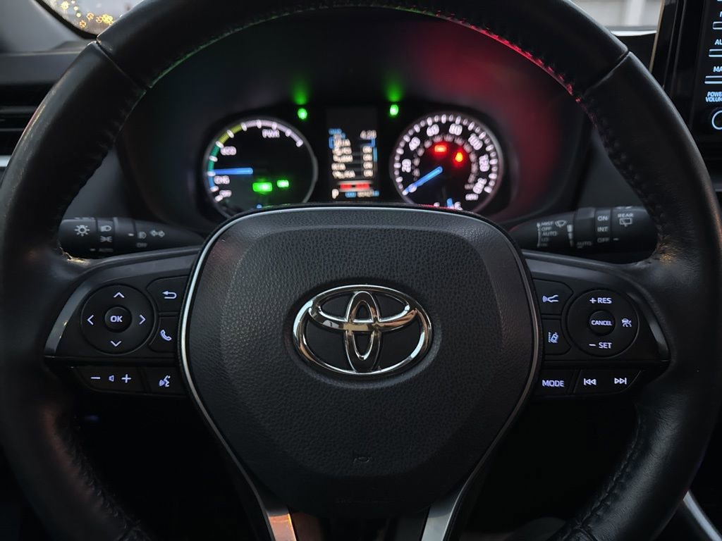 Certified 2020 Toyota RAV4 XLE image 26