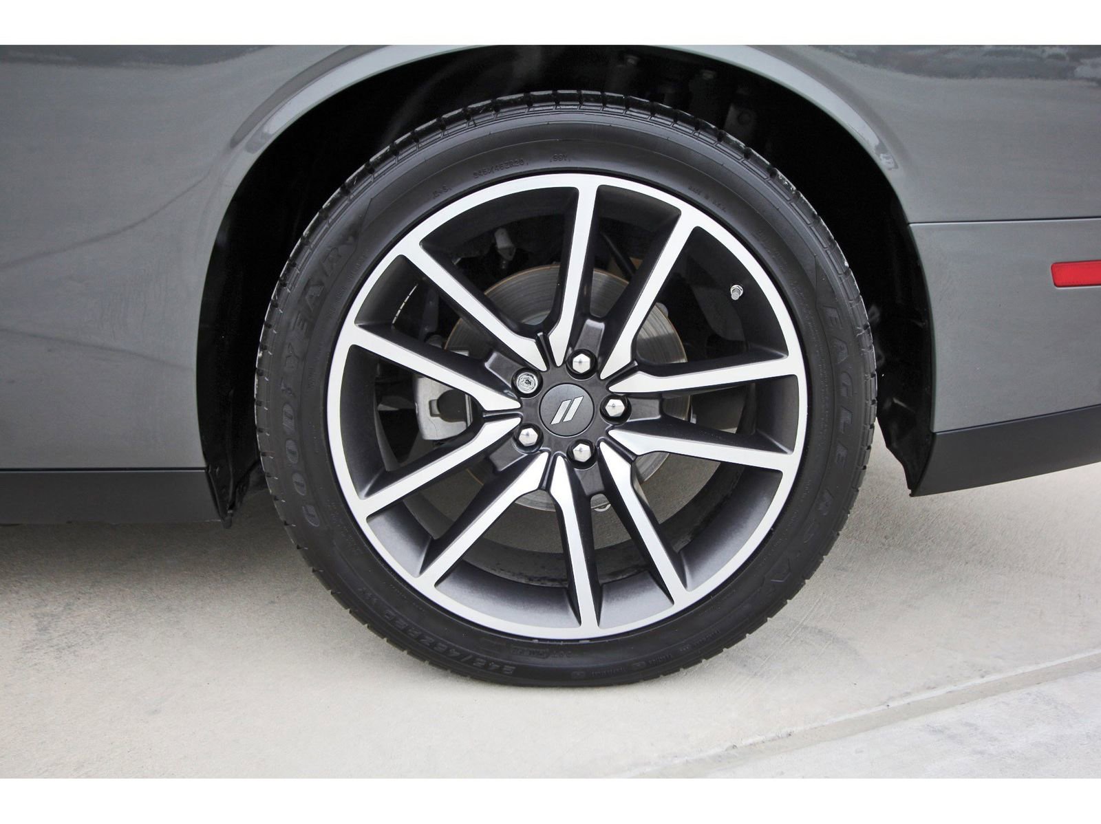 Used 2023 Dodge Challenger R/T w/ Plus Package image 30