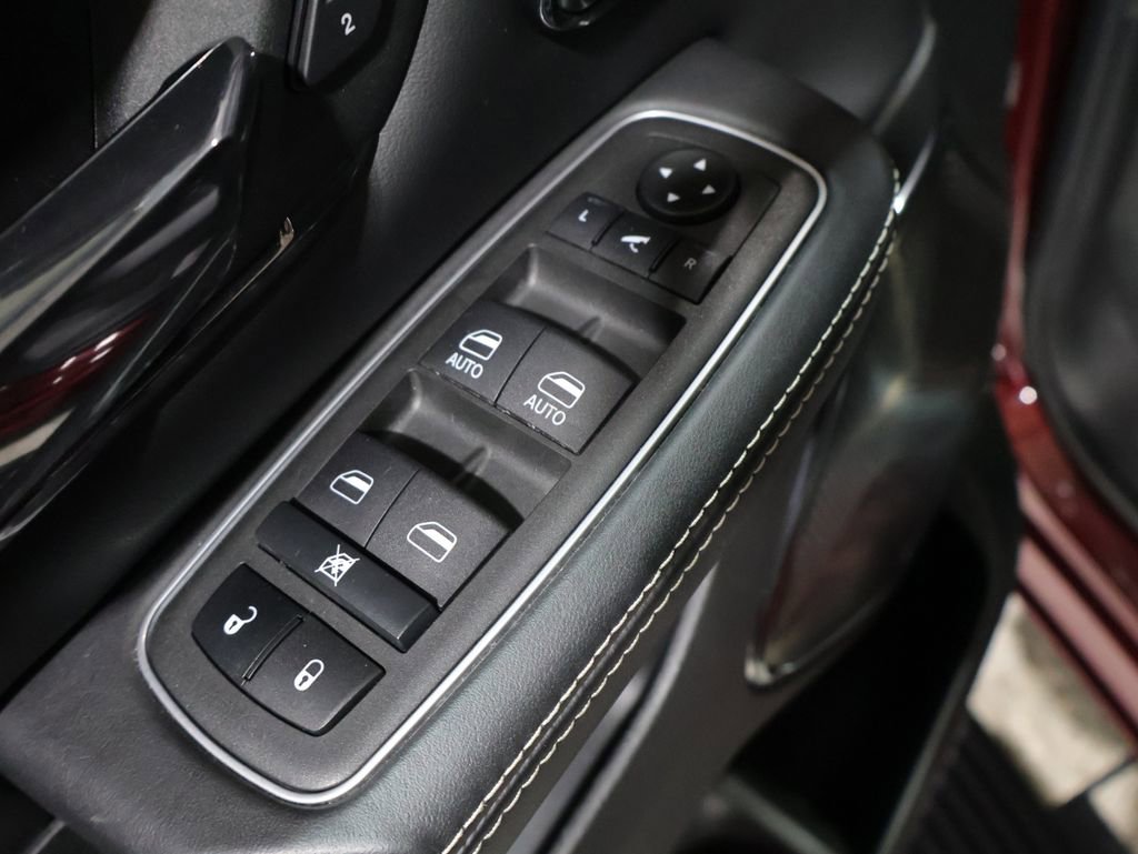 Certified 2022 RAM 1500 Limited w/ Night Edition image 18