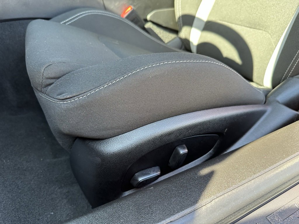 Used 2023 Chevrolet Camaro LT image 18
