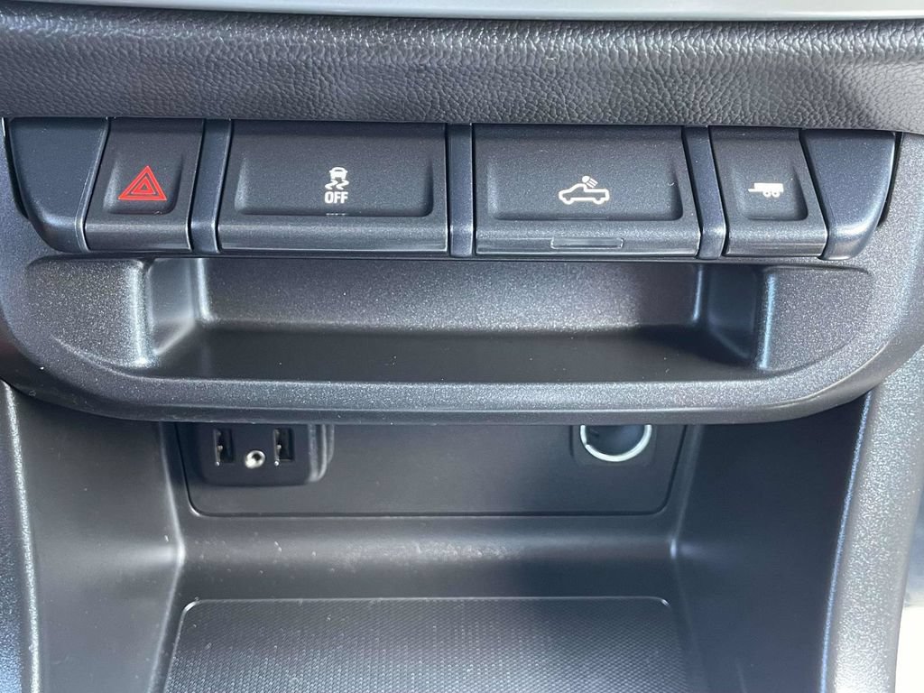 Used 2022 Chevrolet Colorado LT w/ LT Convenience Package AWD/4WD image 38