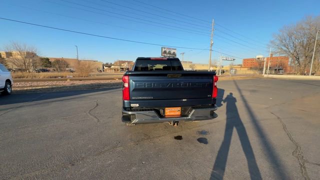 Used 2022 Chevrolet Silverado 1500 LT image 7