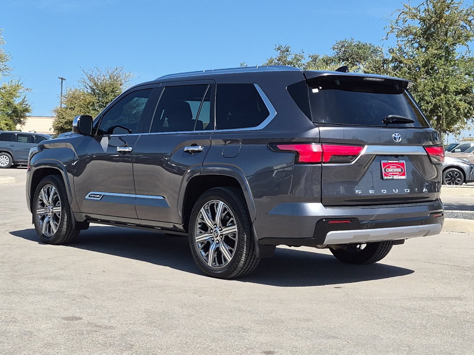 Used 2023 Toyota Sequoia Capstone AWD/4WD image 3