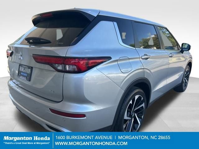 Used 2024 Mitsubishi Outlander SE Black Edition AWD/4WD image 9