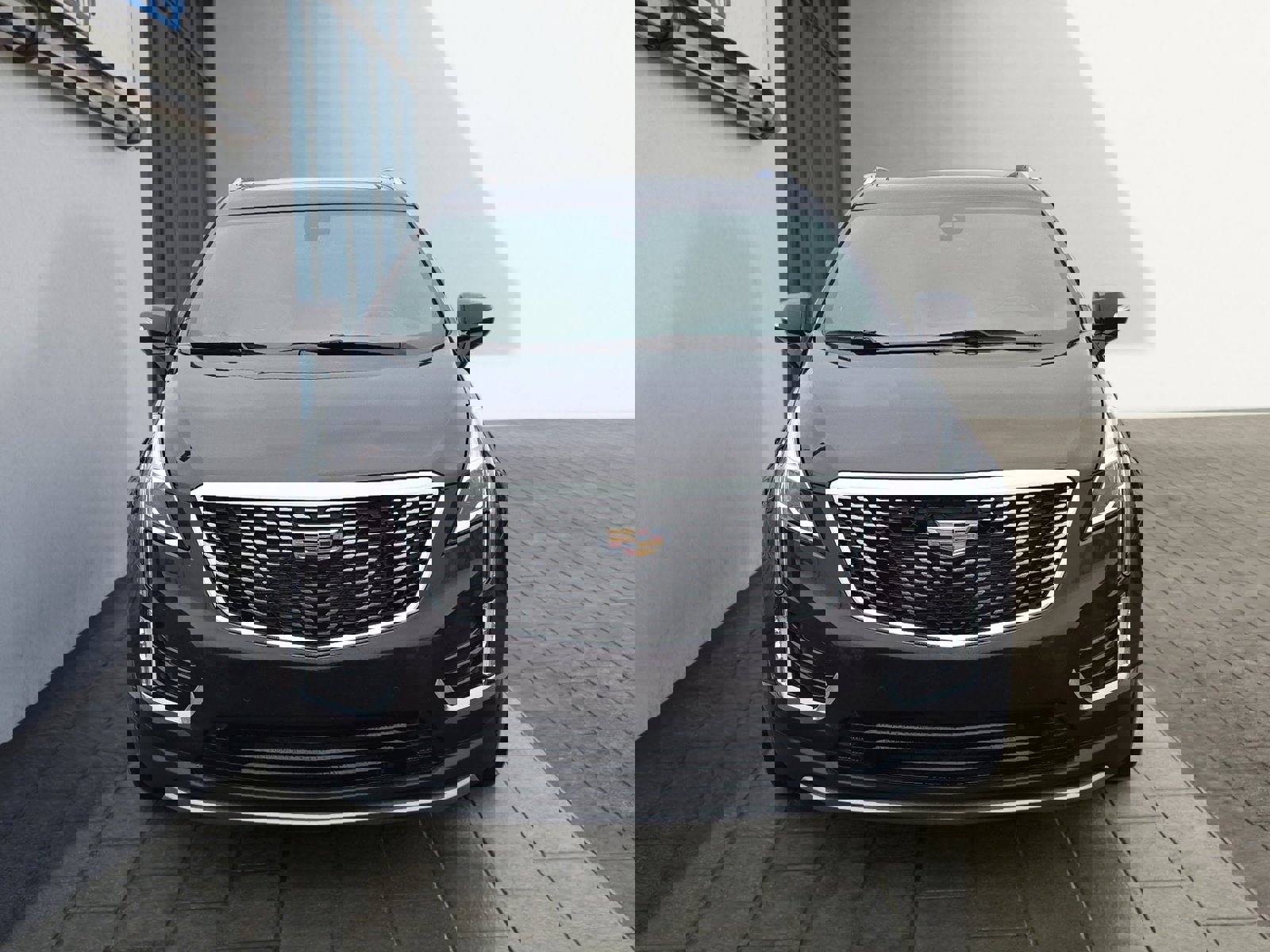 Used 2020 Cadillac XT5 Premium Luxury w/ LPO, Floor Liner Package image 8