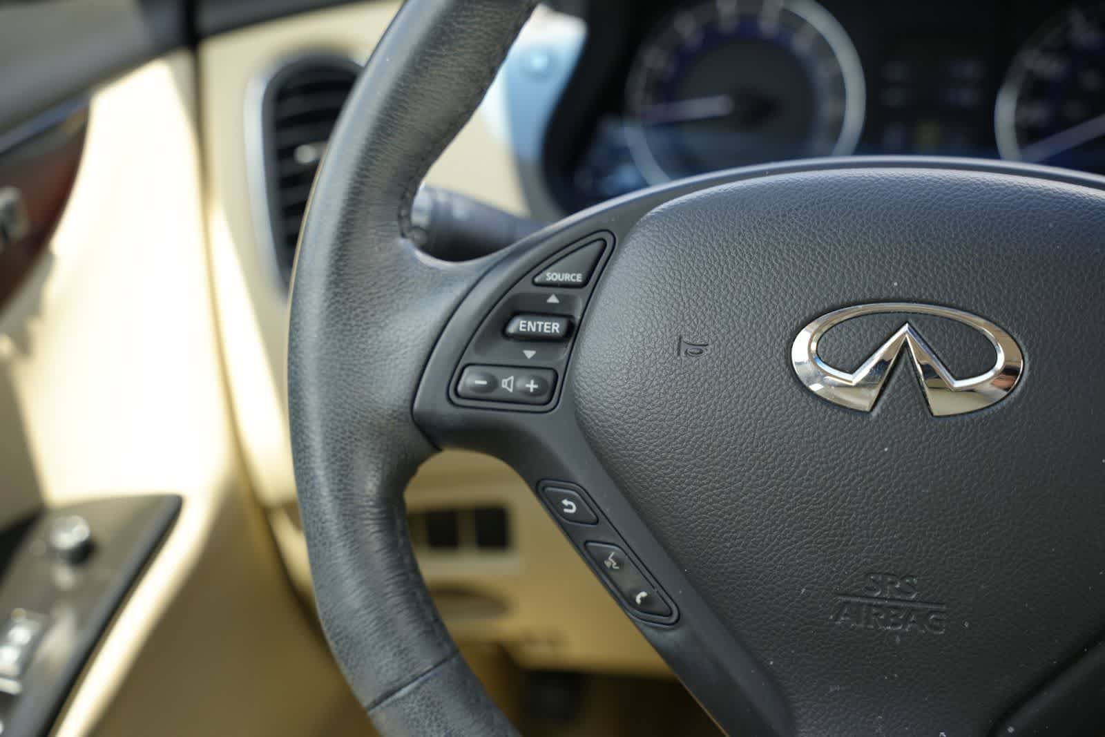 Used 2016 INFINITI QX50 2WD w/ Premium Plus Package image 10