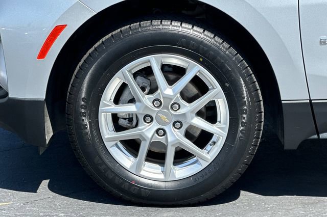 Used 2022 Chevrolet Equinox LT image 25