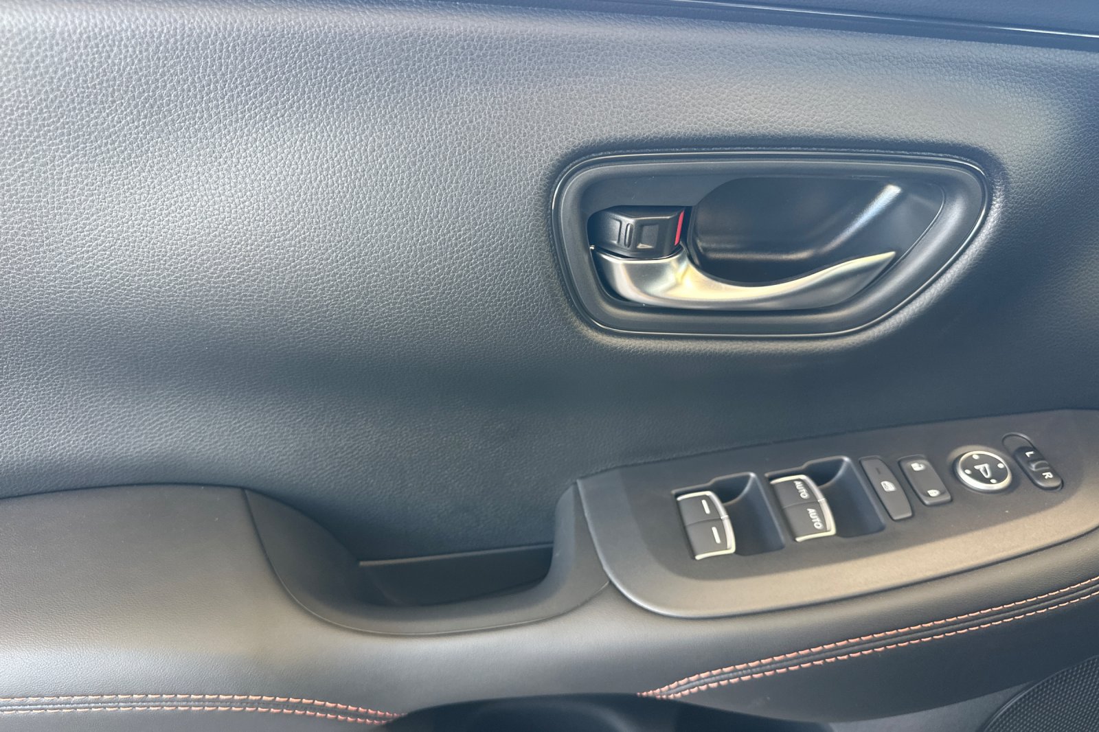 New 2027 Honda HR-V Sport image 11