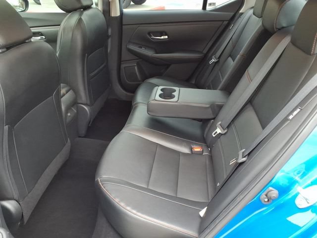 Used 2022 Nissan Sentra SR w/ SR Premium Package FWD image 18
