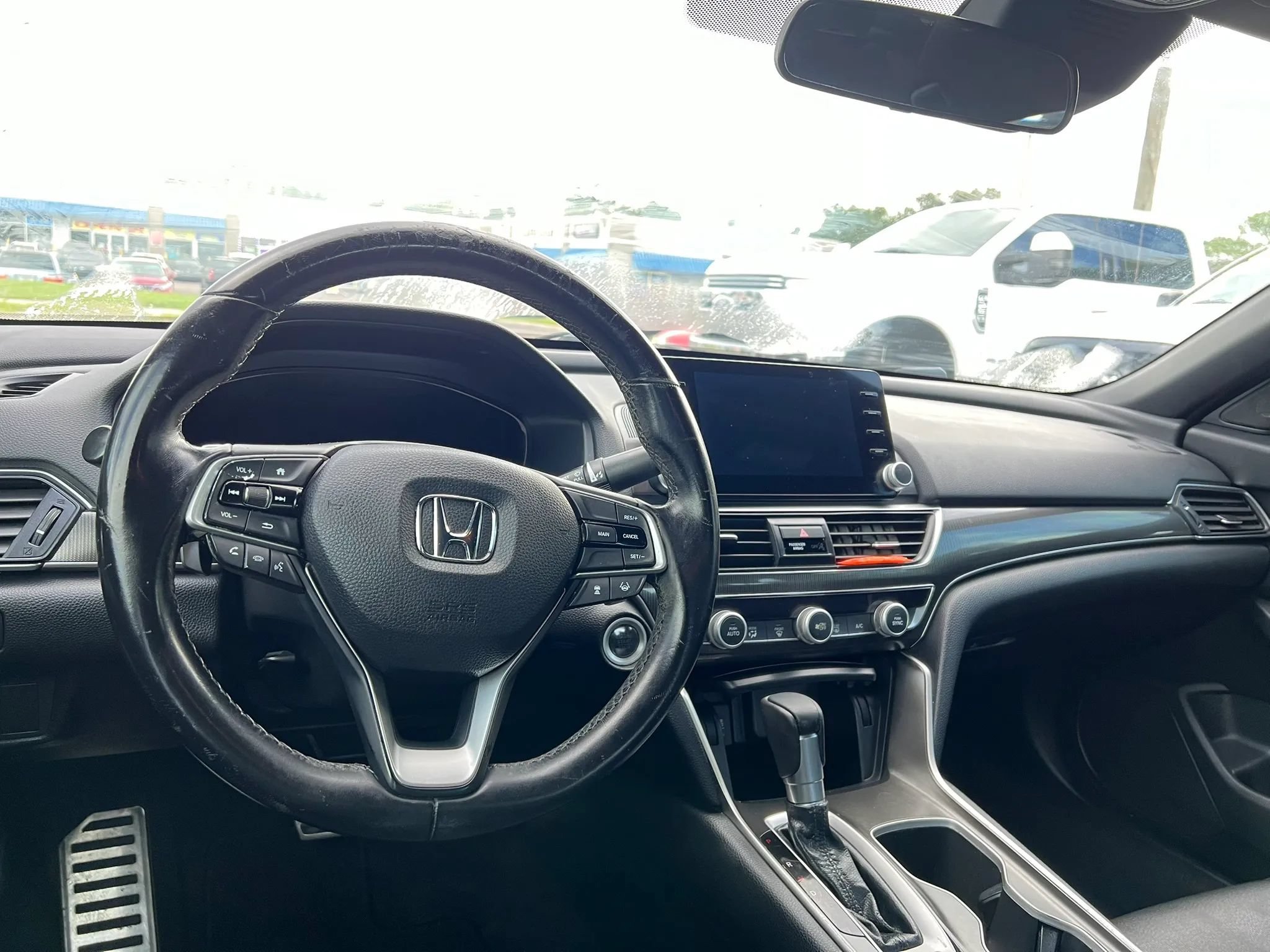 Used 2018 Honda Accord Sport image 11
