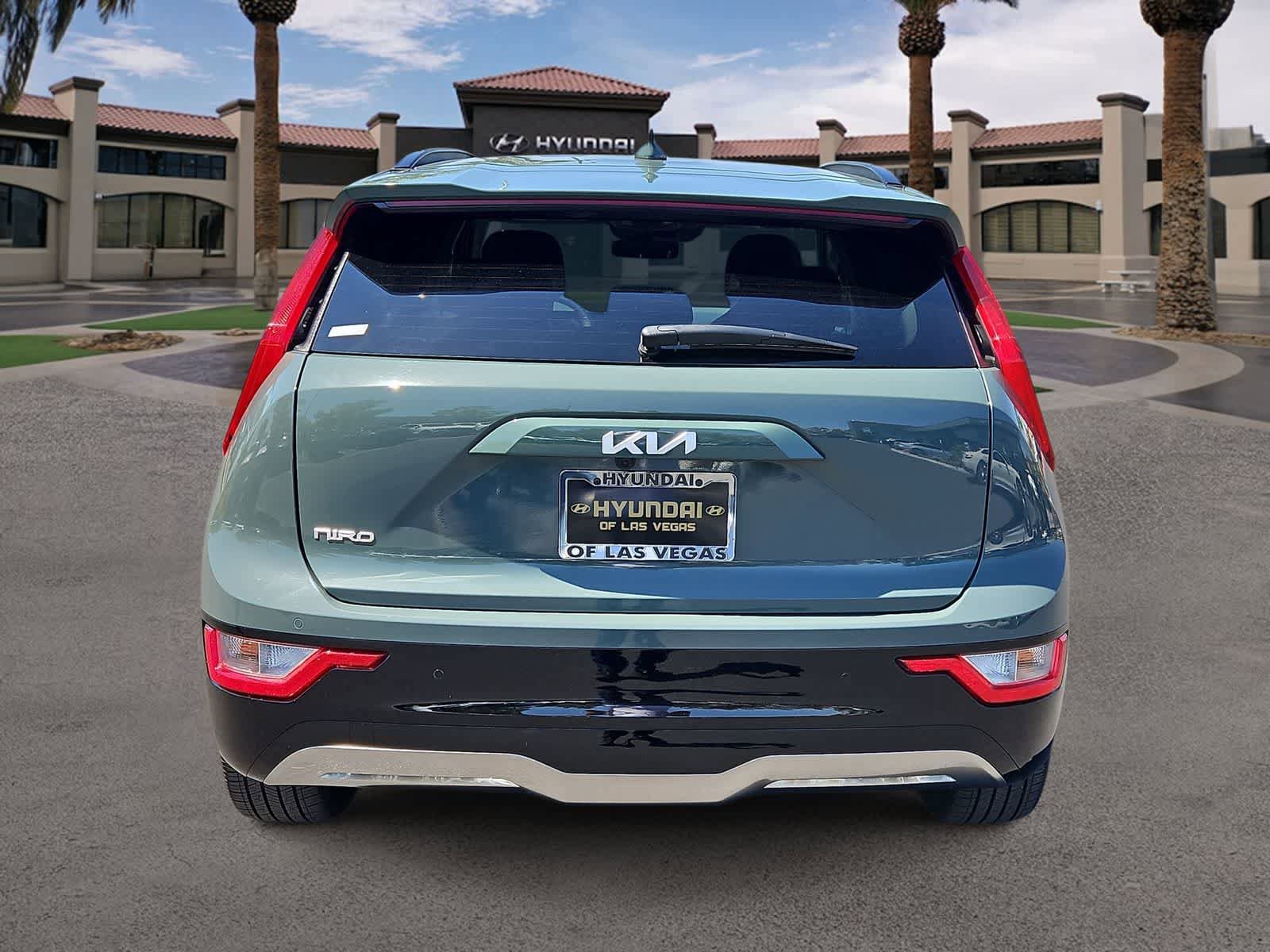 Used 2025 Kia Niro Wind FWD image 7