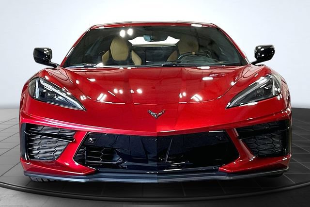 Used 2021 Chevrolet Corvette Stingray Premium Cpe w/ Z51 Performance Package RWD image 3