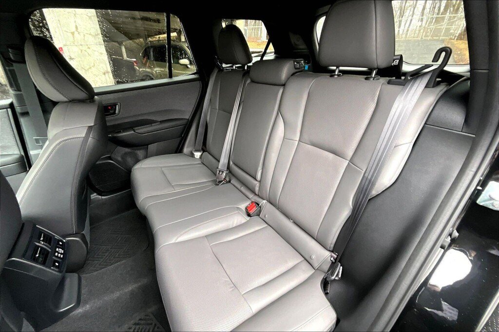 New 2026 Subaru Outback Limited AWD/4WD image 8
