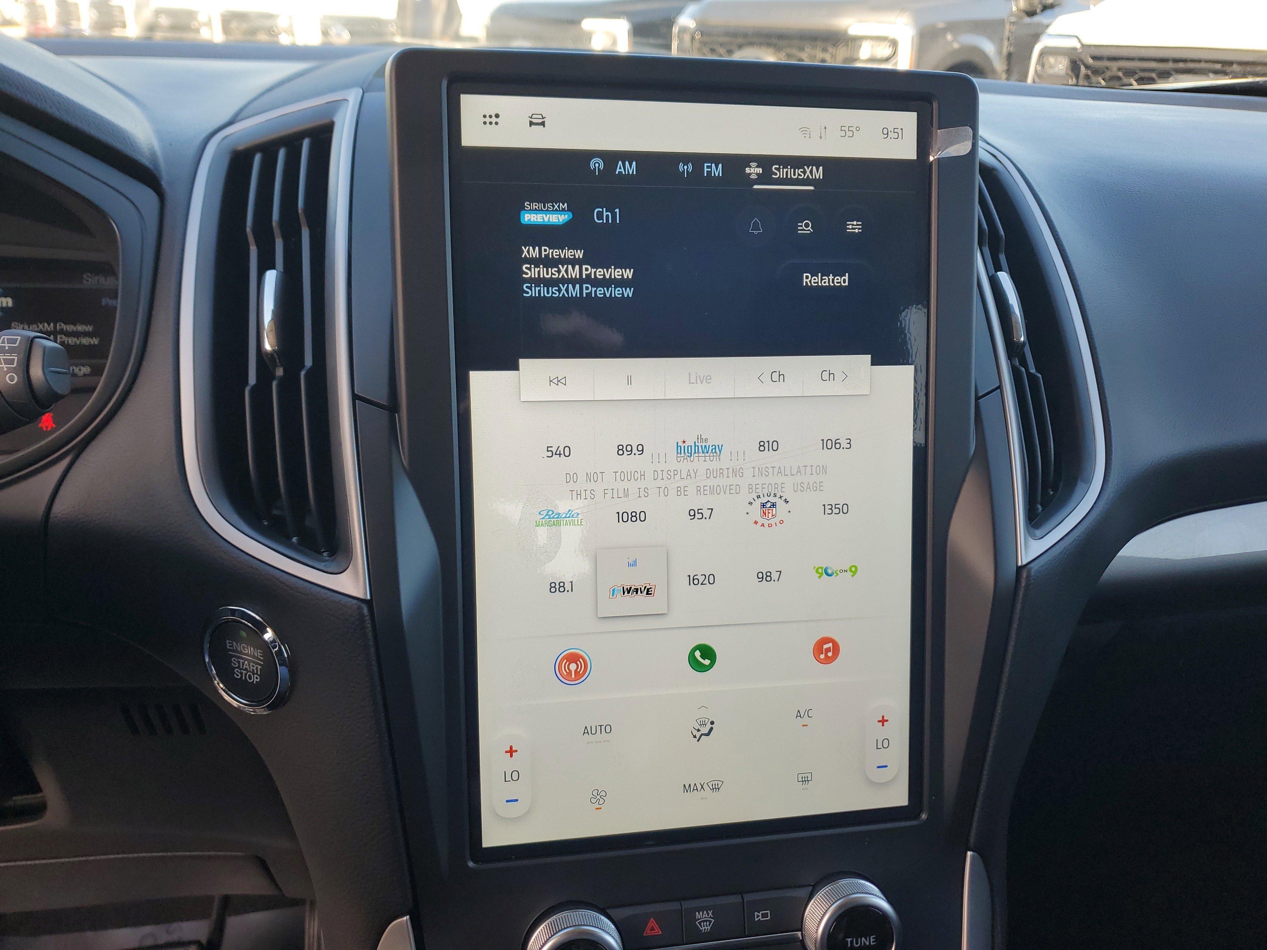 Used 2024 Ford Edge SE w/ Black Appearance Package image 28