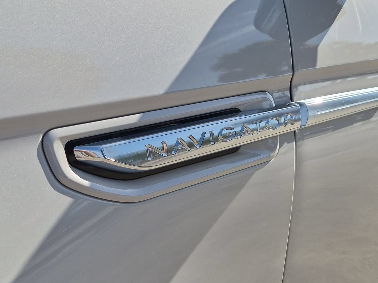 Used 2020 Lincoln Navigator Reserve w/ Luxury Package AWD/4WD image 6