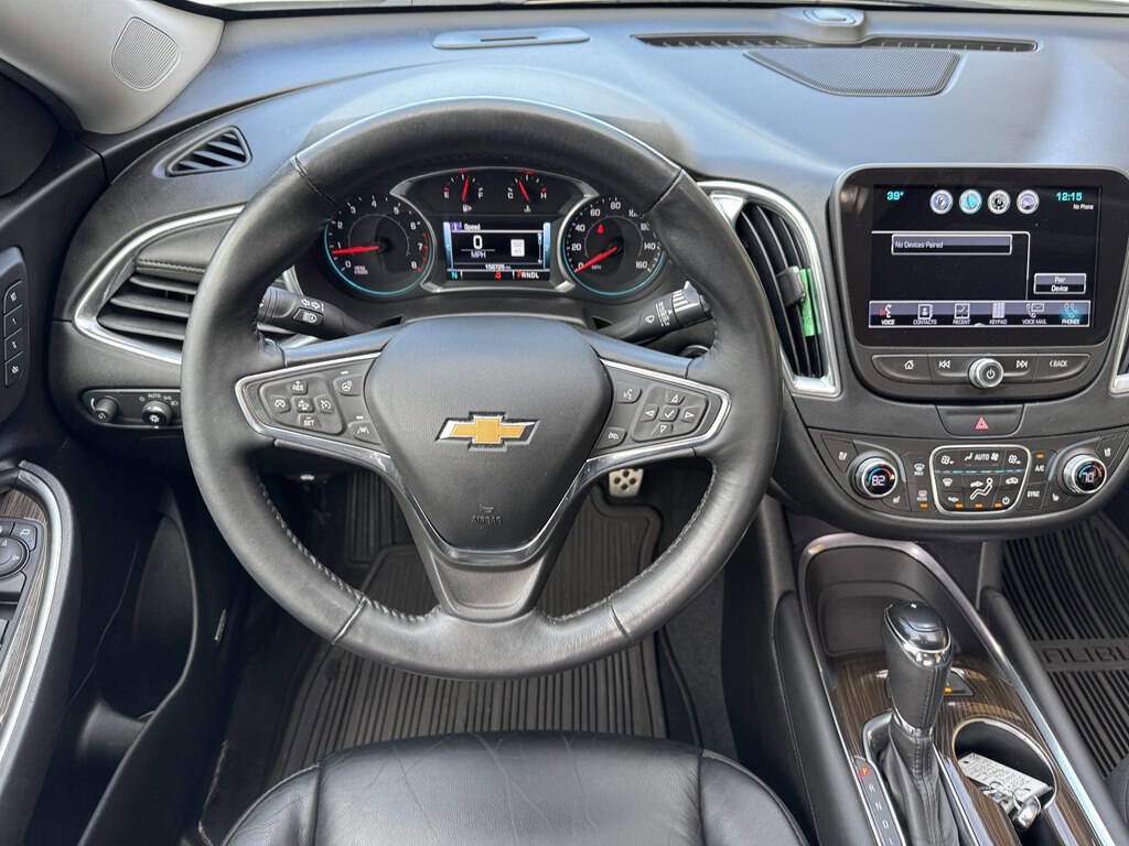 Used 2017 Chevrolet Malibu Premier w/ Driver Confidence Package image 18