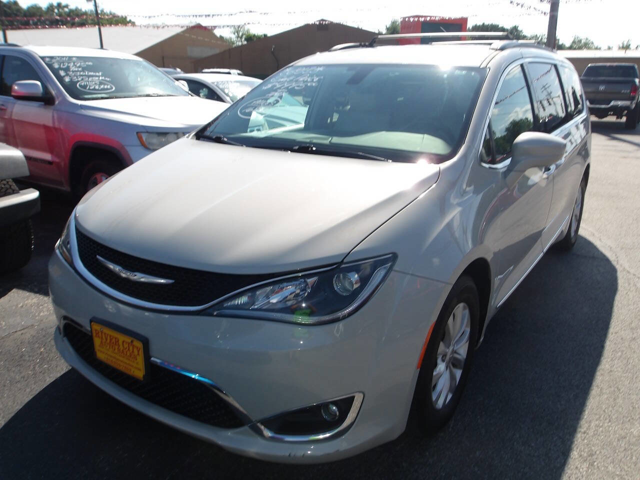 Used 2017 Chrysler Pacifica Touring-L