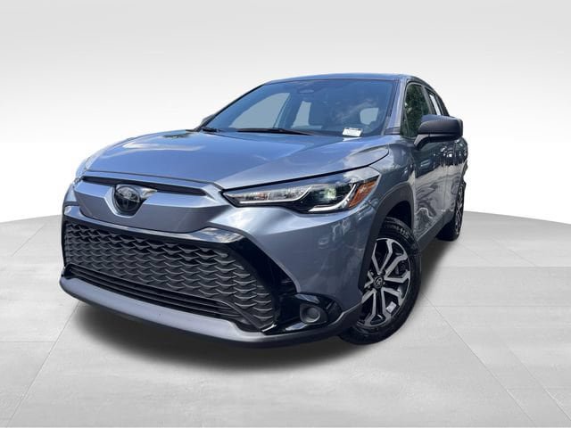 Used 2024 Toyota Corolla Cross AWD Hybrid image 9