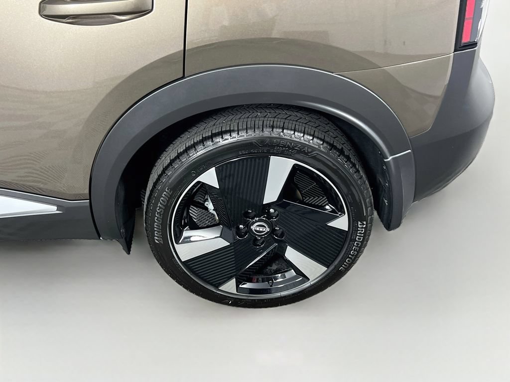 Used 2026 Nissan Kicks SR w/ SR Premium Package AWD/4WD image 27