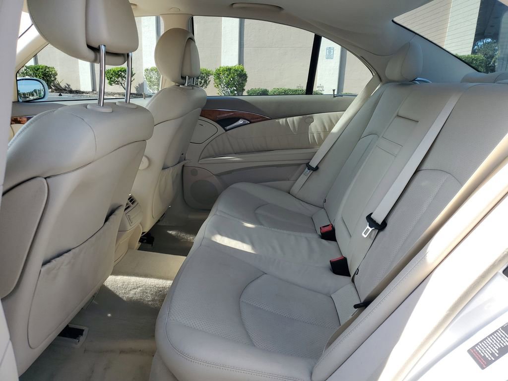 Used 2006 Mercedes-Benz E 350 4MATIC Sedan image 18