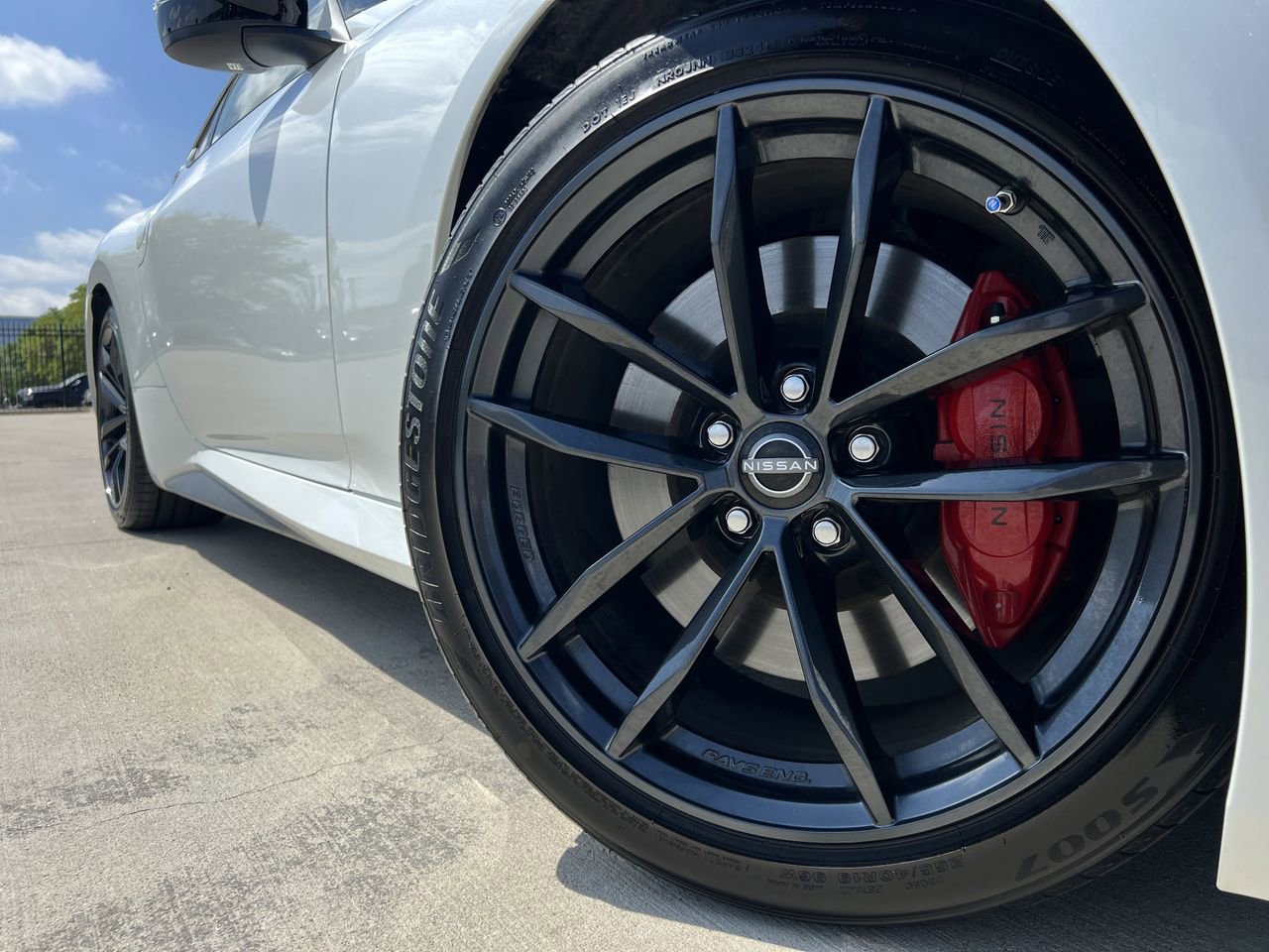 Certified 2024 Nissan Z Performance w/ Floor Mat Package image 8