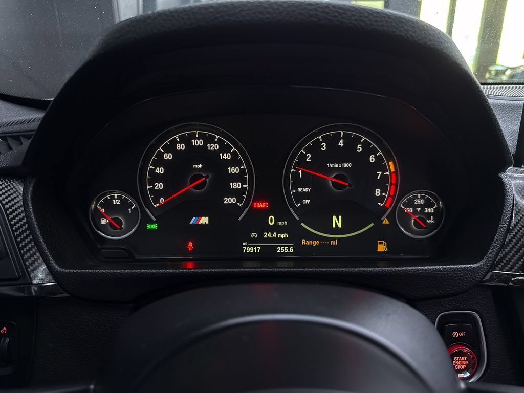Used 2015 BMW M3 RWD image 25