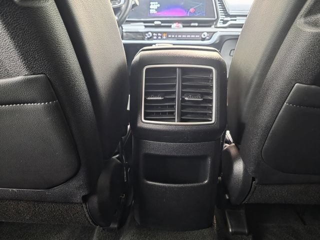 Used 2023 Kia Sportage EX AWD/4WD image 29