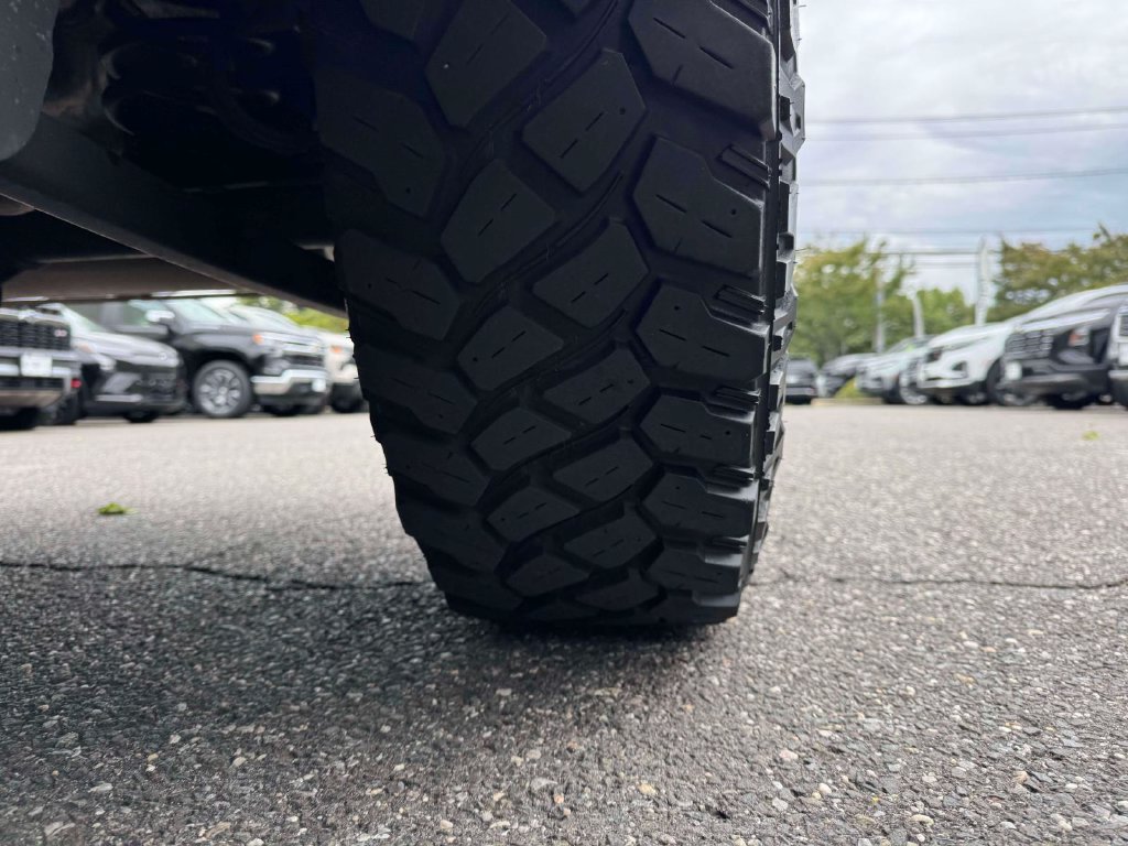 Used 2022 Jeep Wrangler Sport AWD/4WD image 12