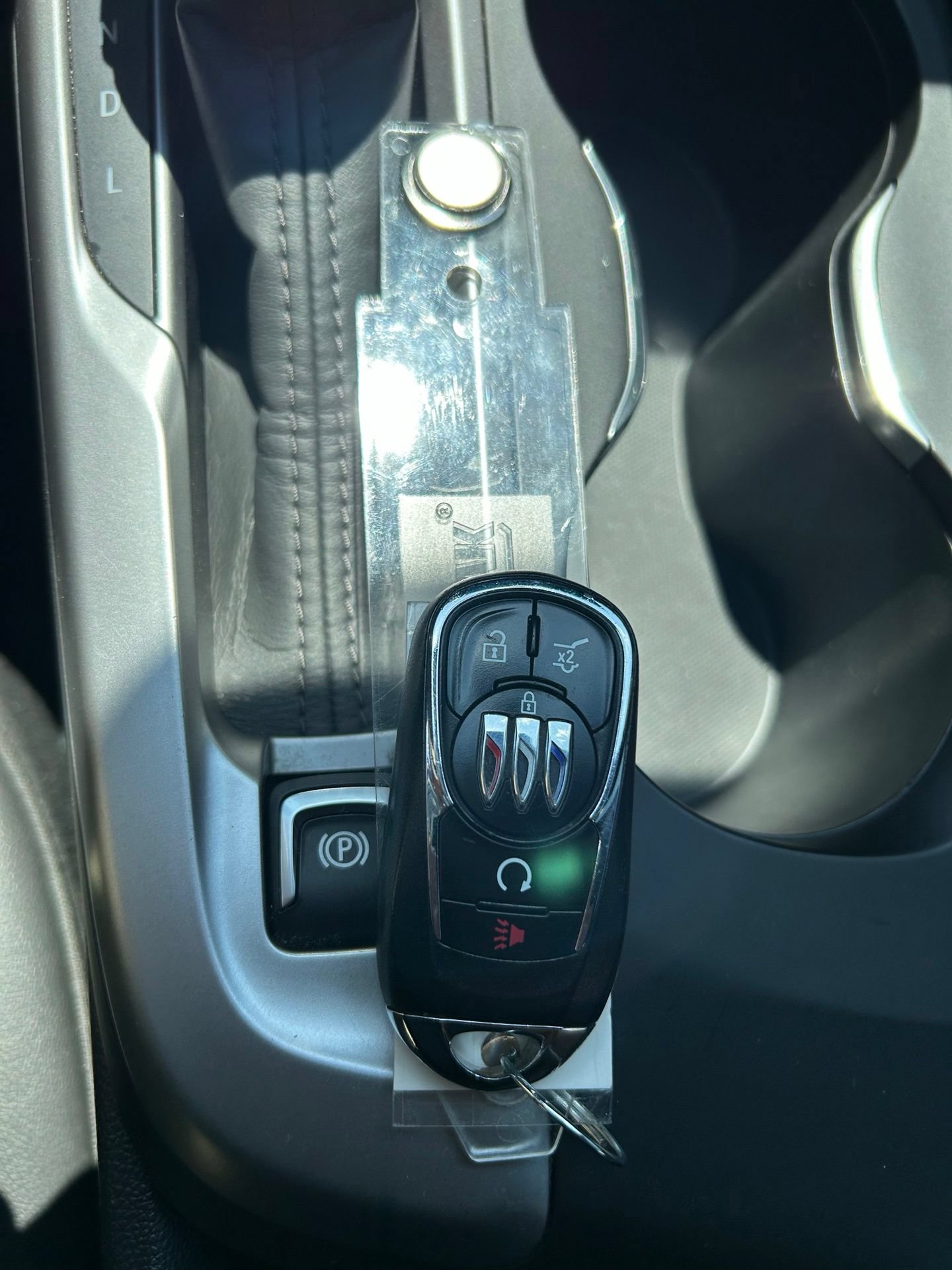 Used 2024 Buick Envista Preferred w/ Convenience I Package FWD image 38
