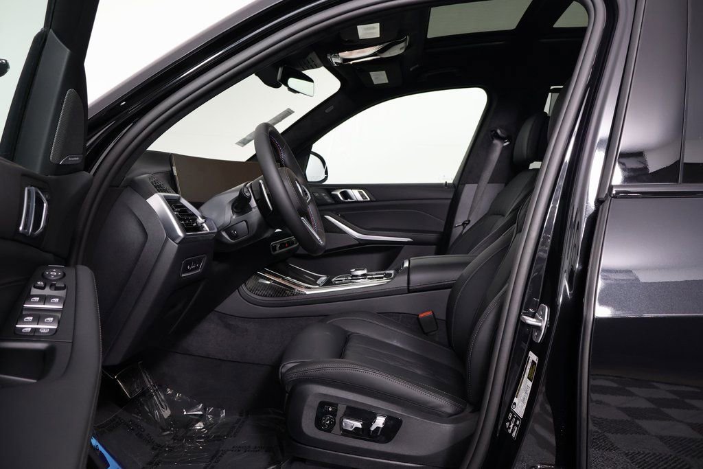 New 2026 BMW X7 M60i image 5