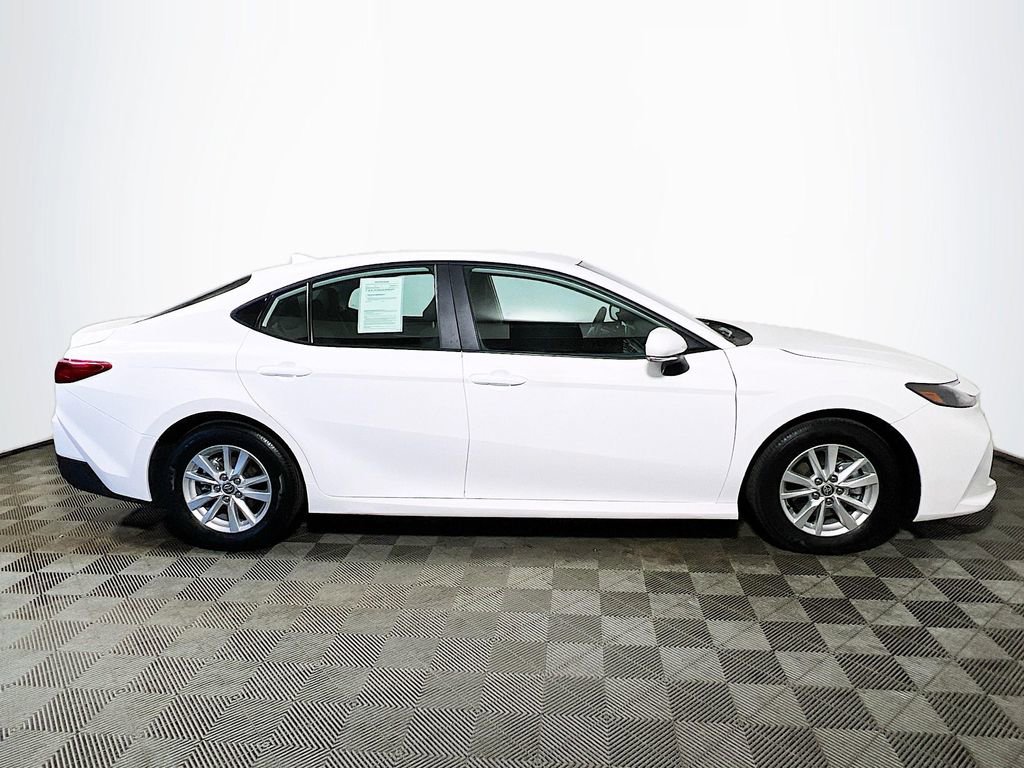 Certified 2025 Toyota Camry LE image 9