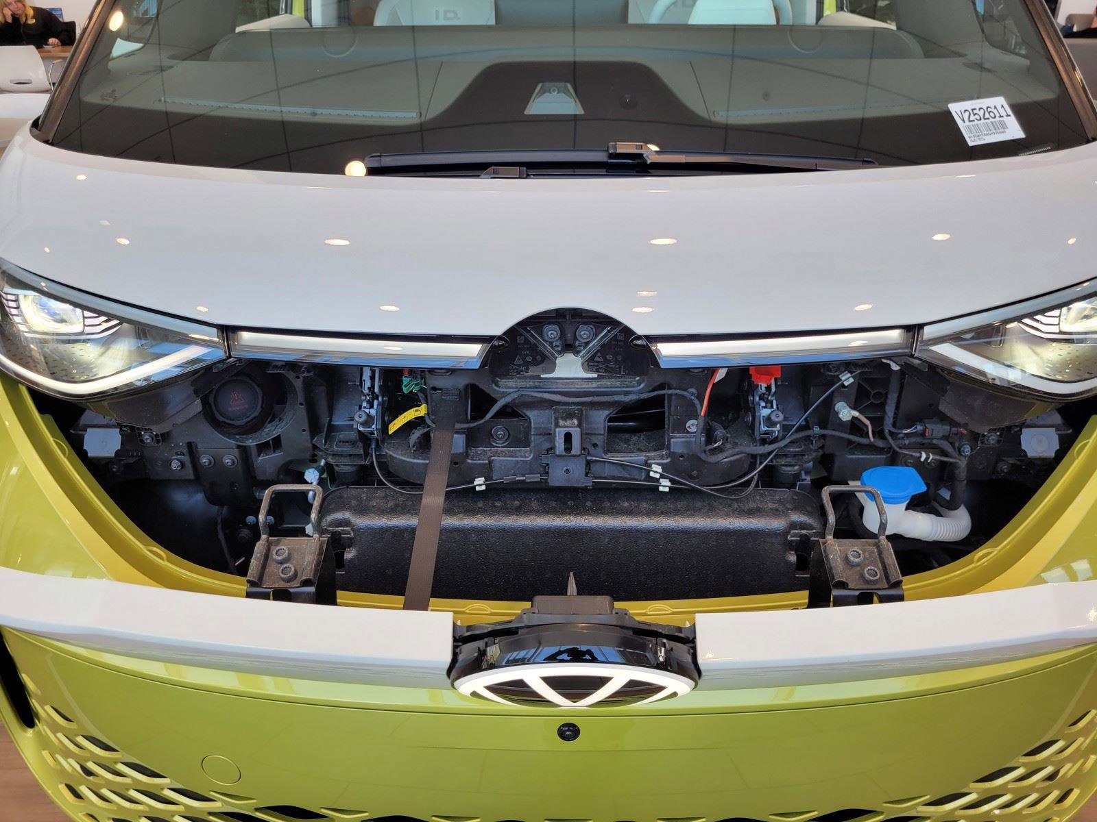 New 2025 Volkswagen ID. Buzz Pro S Plus RWD image 21