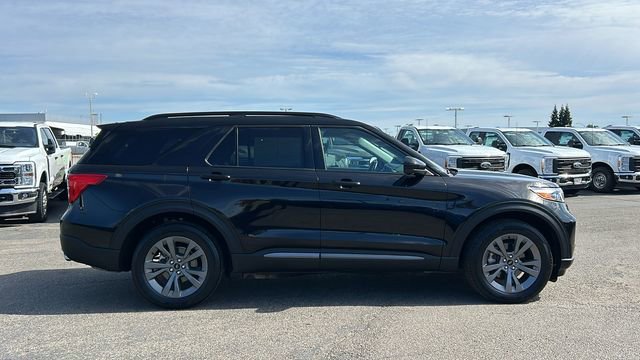 Certified 2024 Ford Explorer XLT w/ Equipment Group 202A AWD/4WD image 2