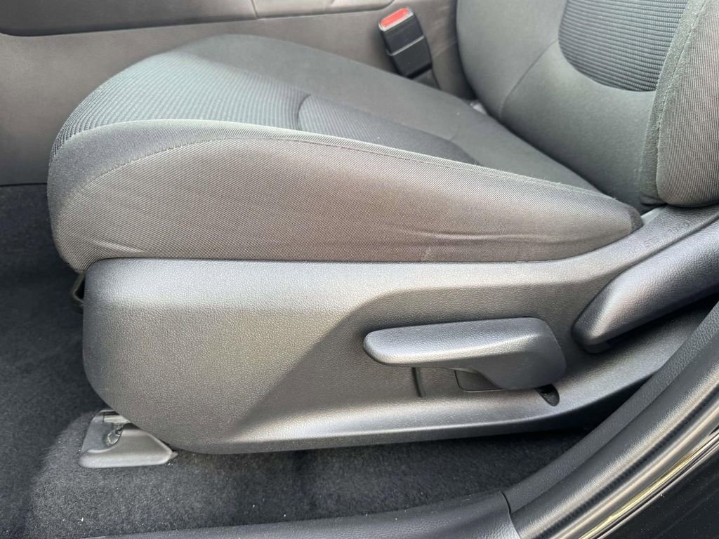 Used 2024 Toyota RAV4 LE image 19