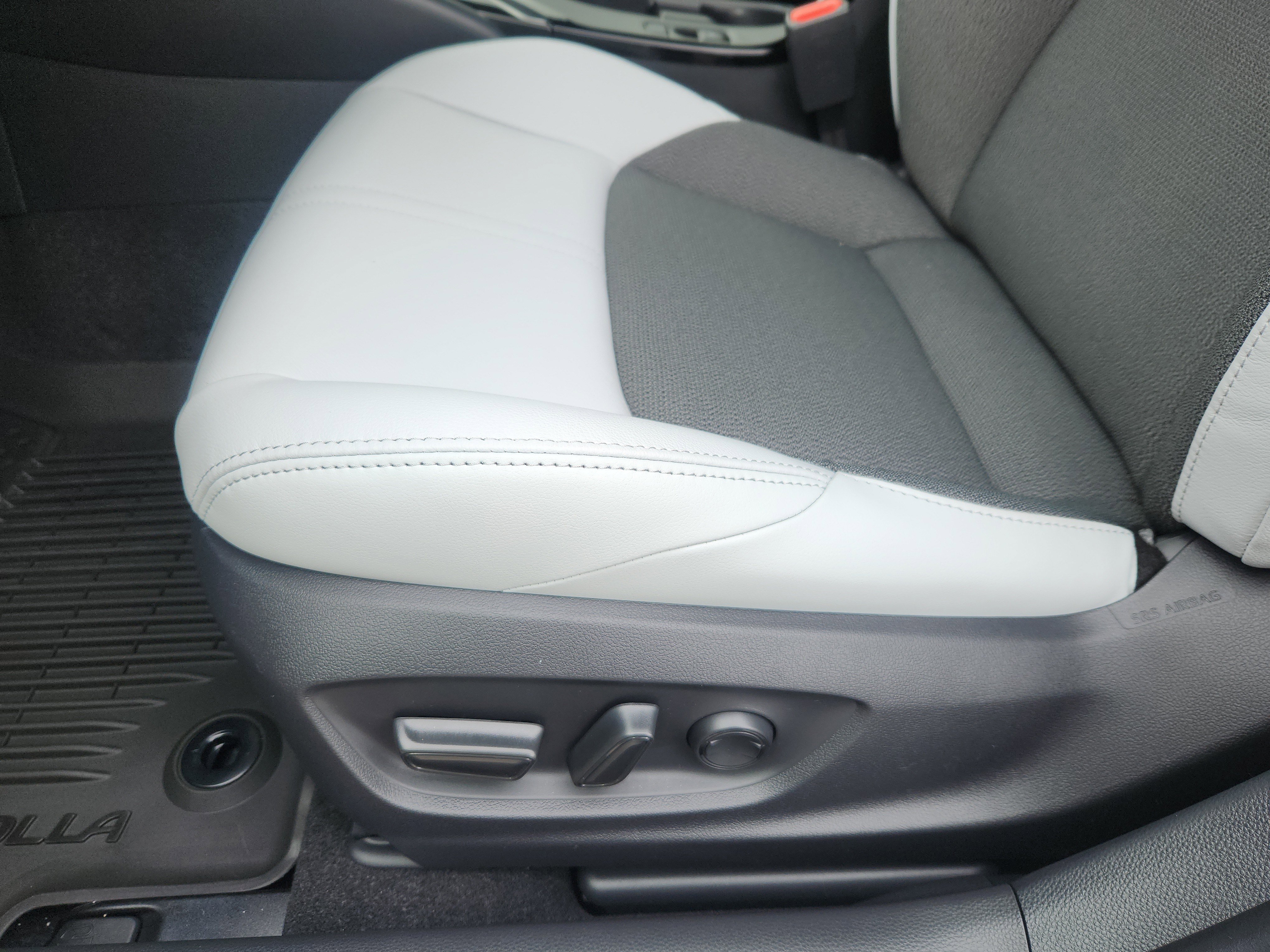 New 2026 Toyota Corolla XSE FWD image 10