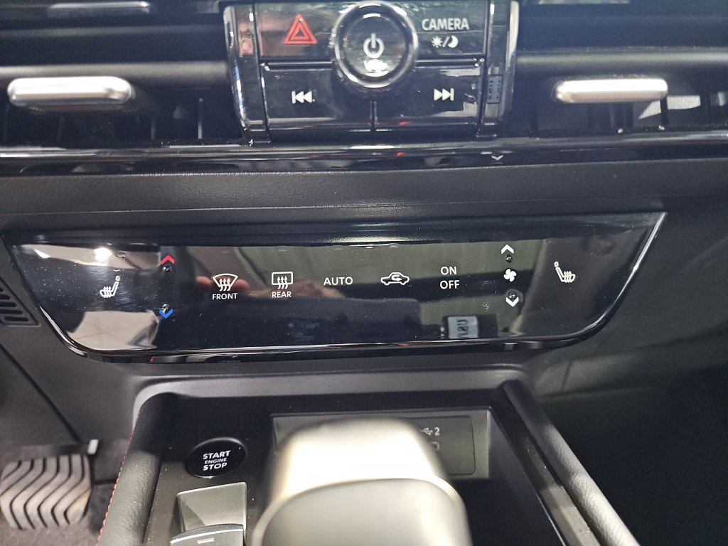 Certified 2026 Nissan Kicks SR w/ SR Premium Package AWD/4WD image 20