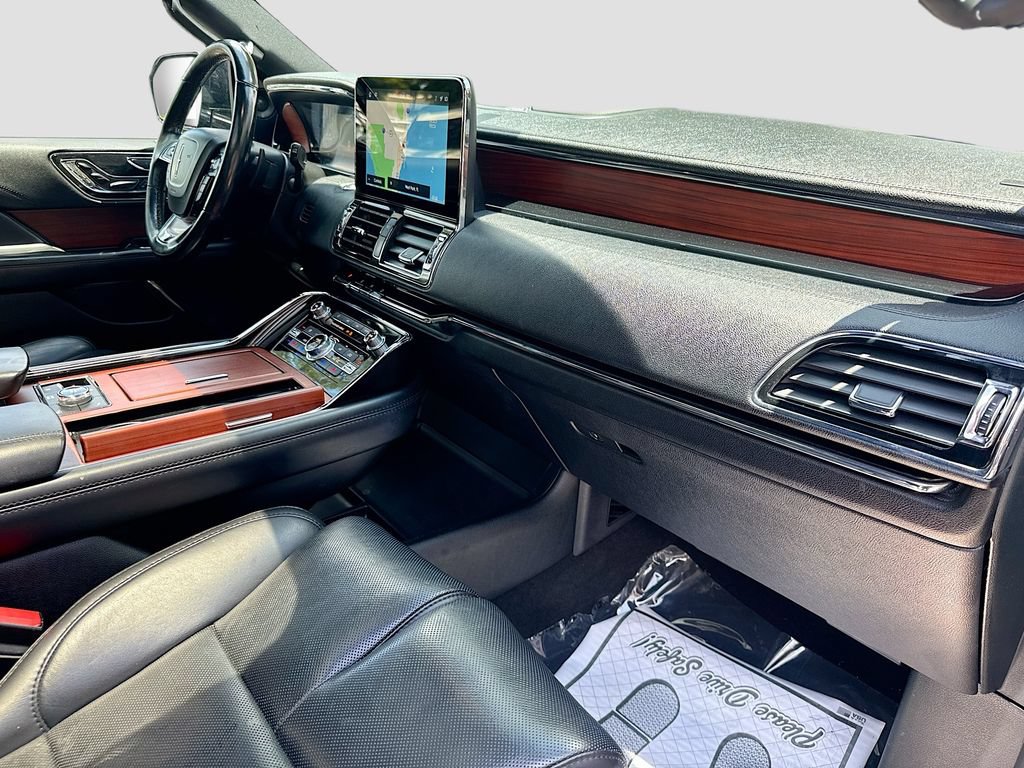 Used 2021 Lincoln Navigator Reserve AWD/4WD image 33