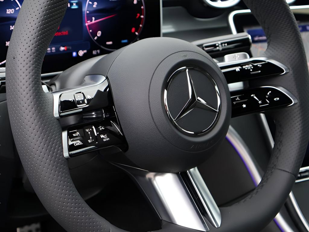 Certified 2025 Mercedes-Benz C 300 4MATIC Sedan image 20