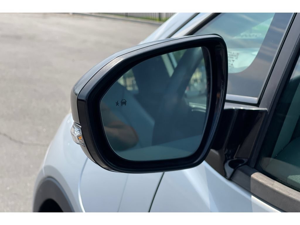 Used 2017 Chevrolet Bolt Premier w/ Driver Confidence II Package FWD image 49