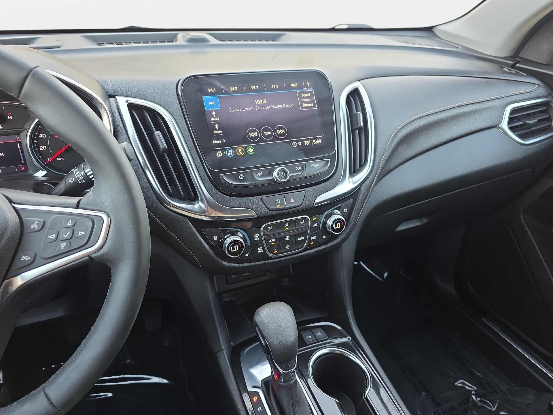 Used 2024 Chevrolet Equinox Premier FWD image 20