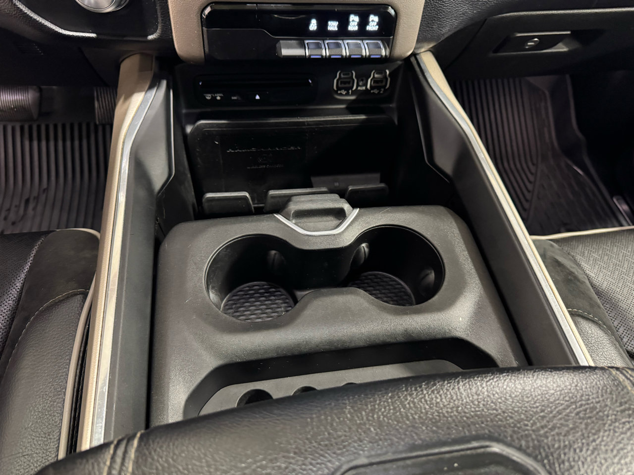 Used 2019 RAM 1500 Laramie image 33