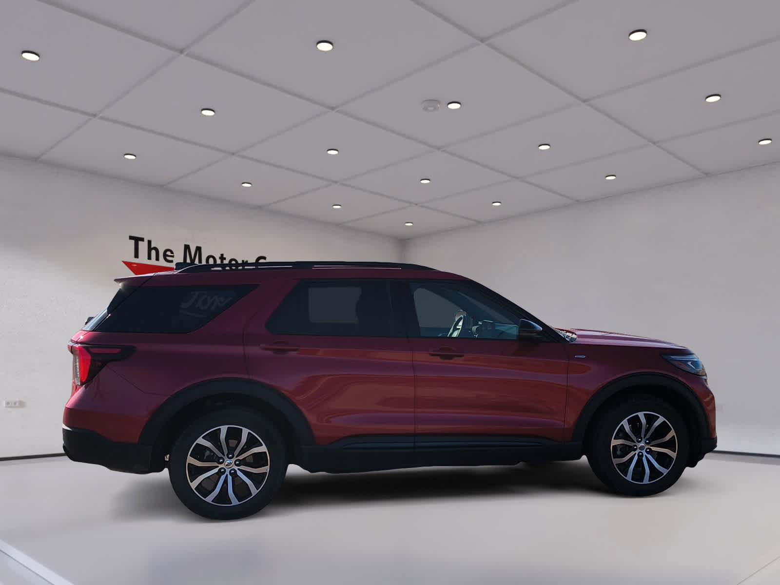 Used 2025 Ford Explorer ST-Line AWD/4WD image 4