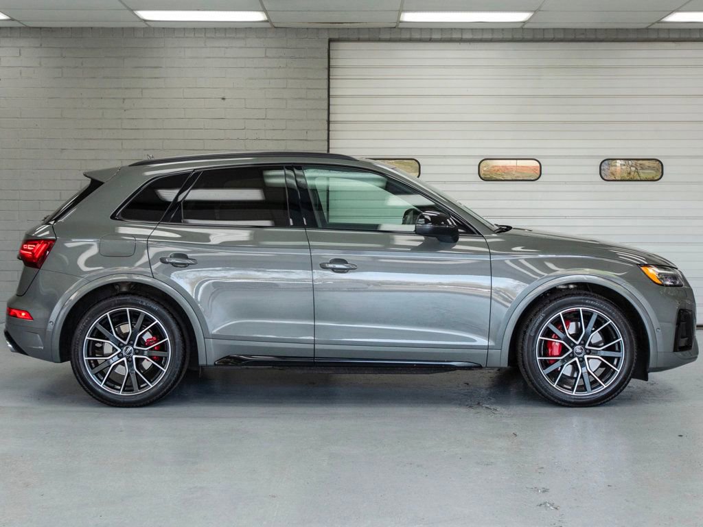 Used 2024 Audi SQ5 Prestige AWD/4WD image 3