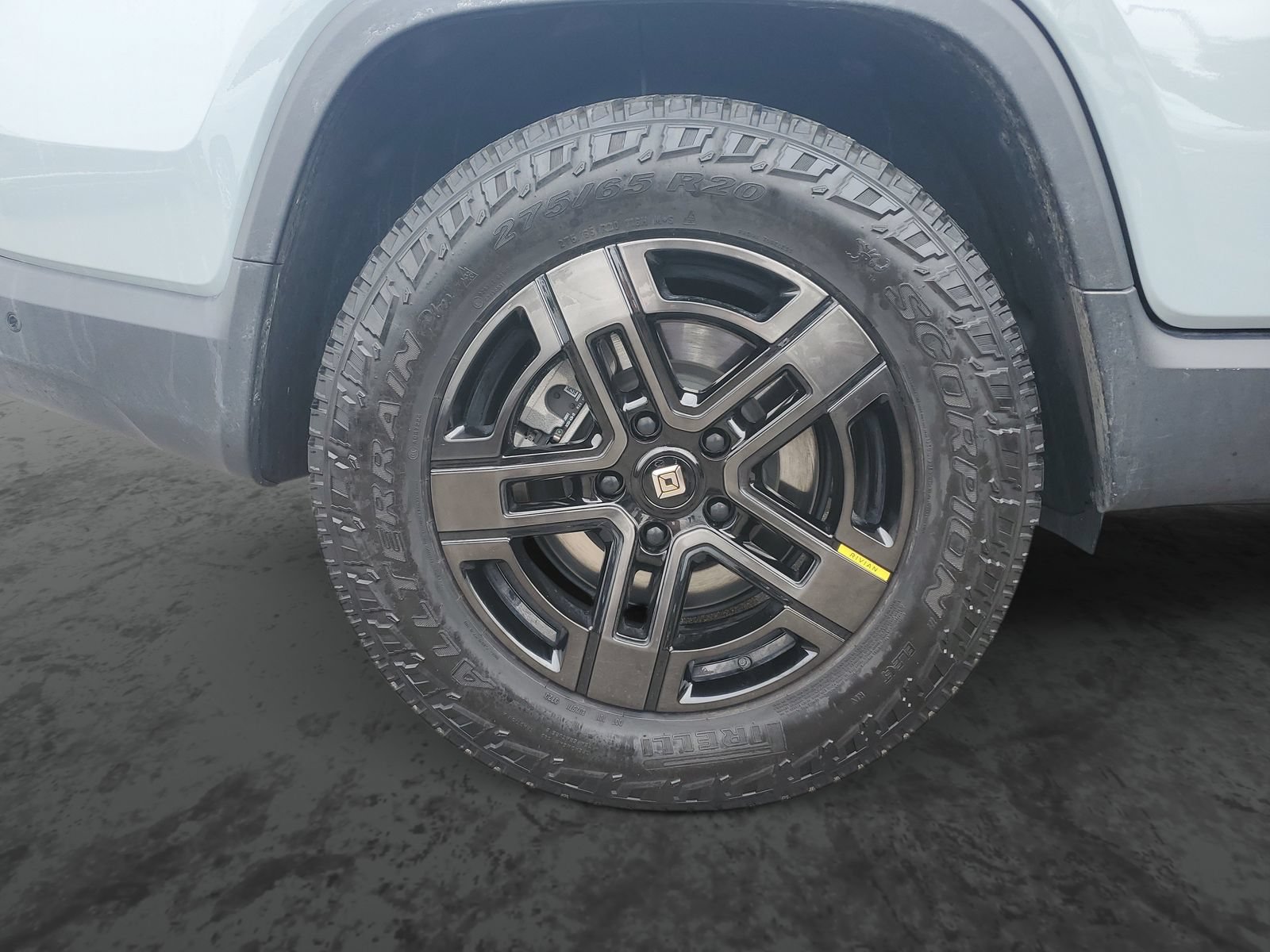 Used 2024 Rivian R1T Adventure AWD/4WD image 5