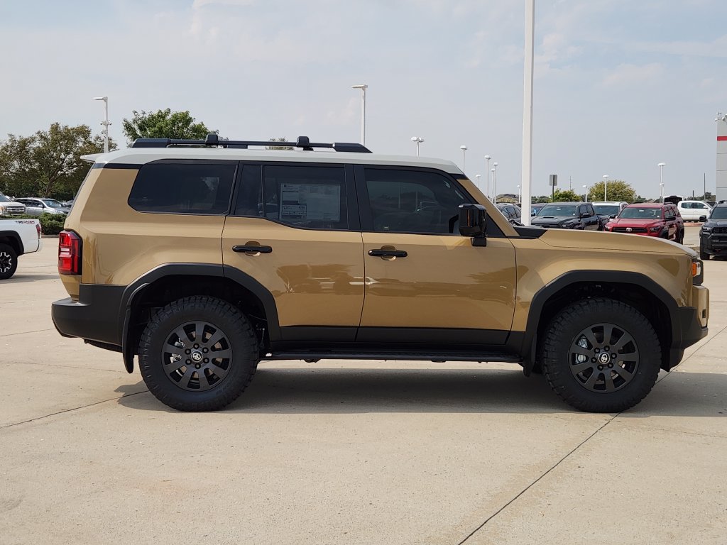 New 2027 Toyota Land Cruiser w/ Premium Package AWD/4WD image 4