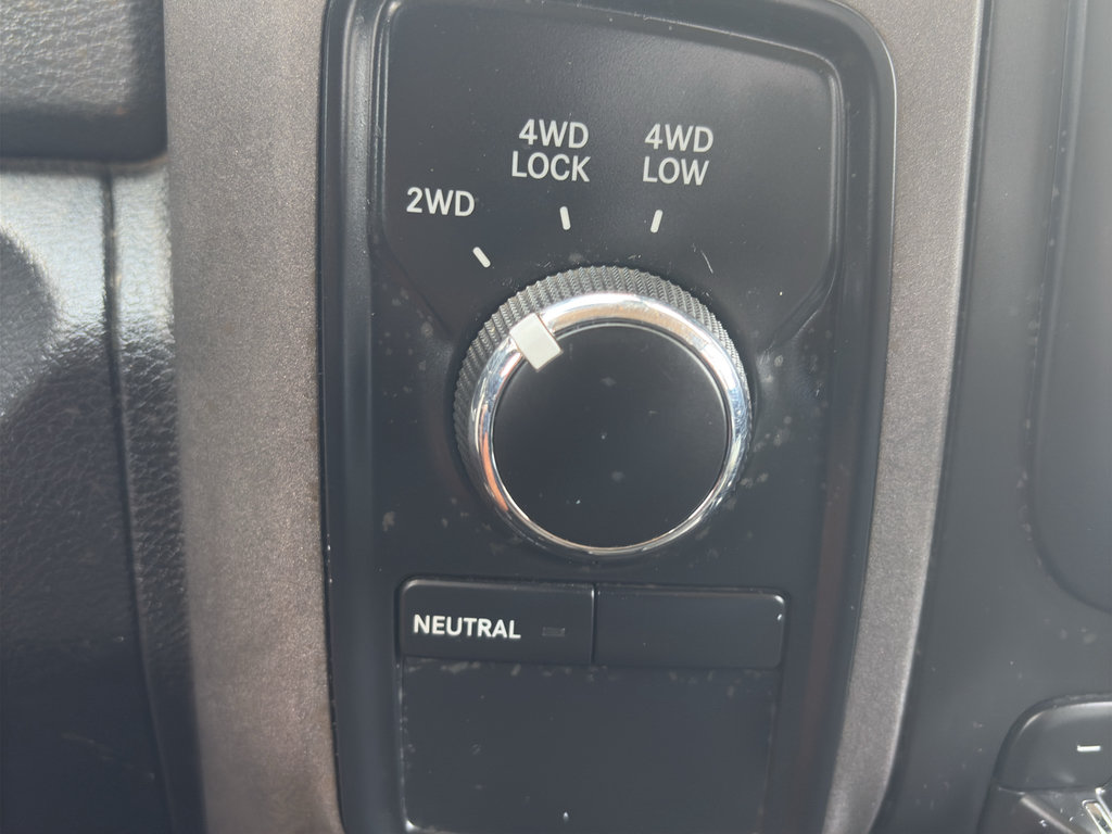 Used 2014 RAM 2500 Tradesman w/ Chrome Appearance Group AWD/4WD image 20