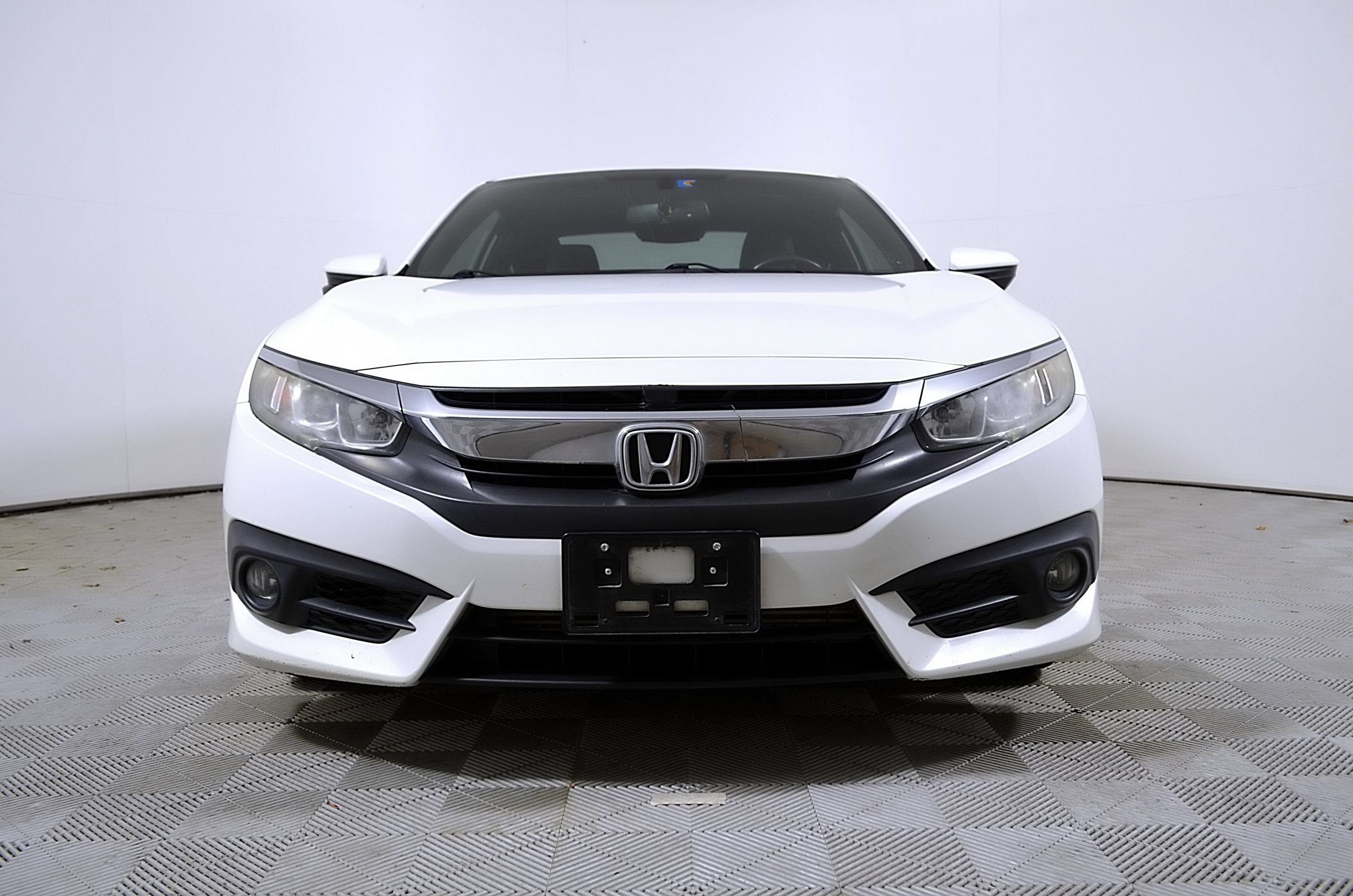 Used 2018 Honda Civic EX-L image 5