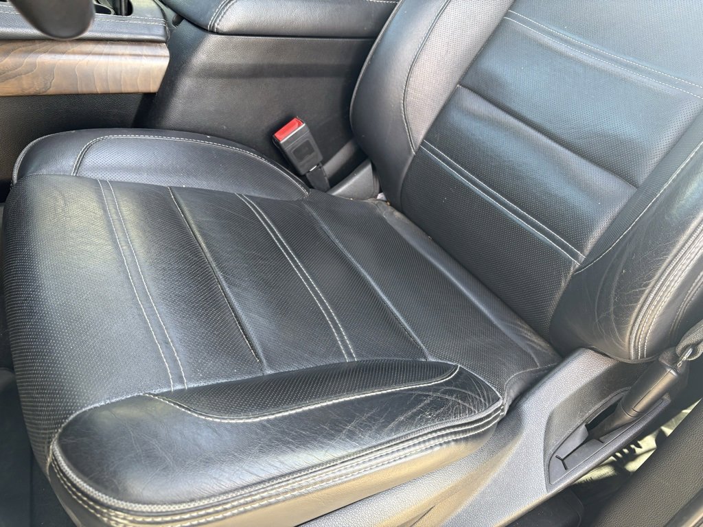 Used 2020 GMC Yukon XL Denali image 13