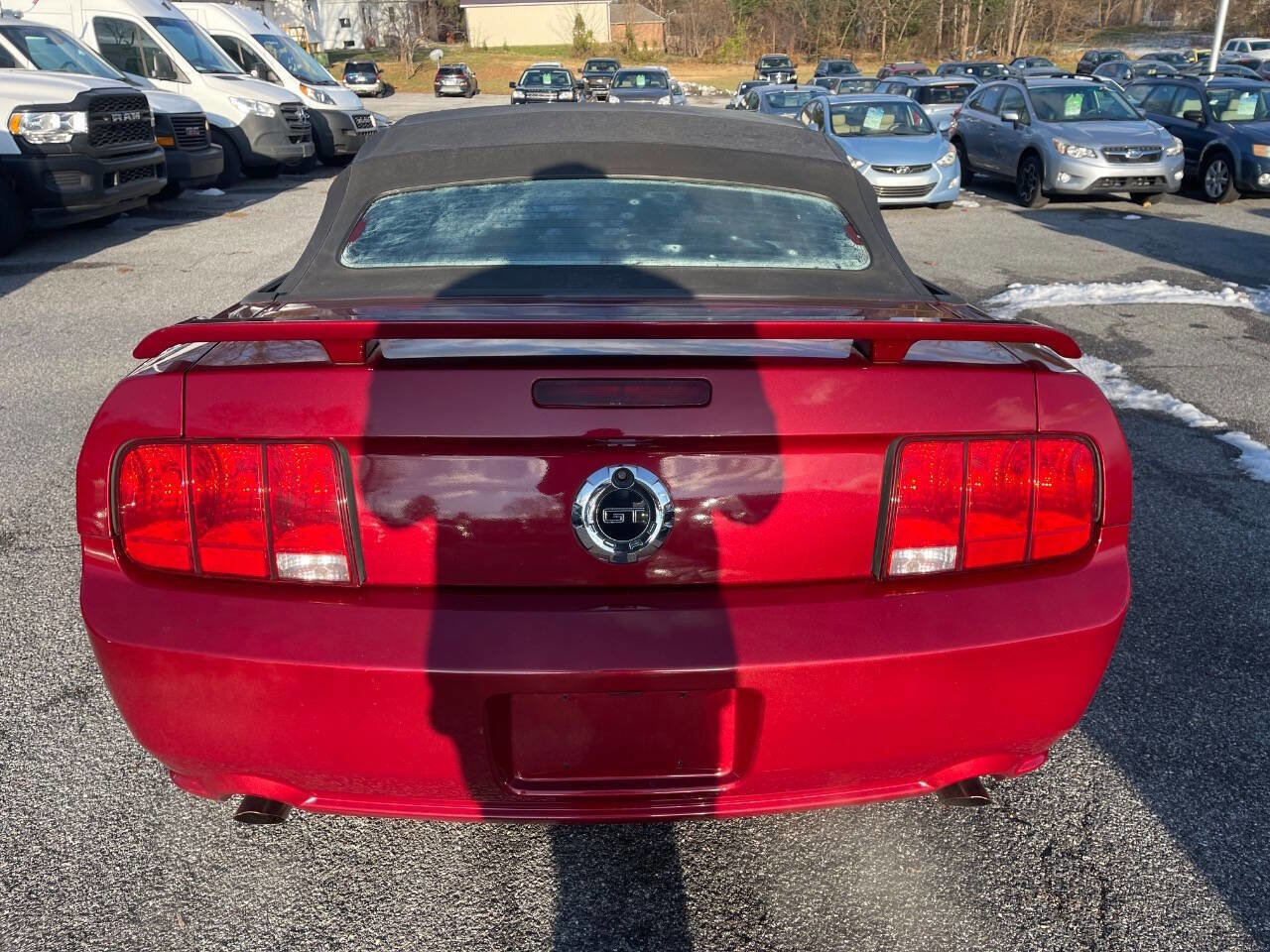 Used 2006 Ford Mustang GT RWD image 5