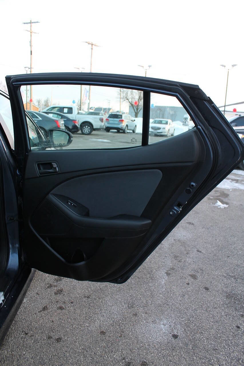 Used 2015 Kia Optima LX image 18